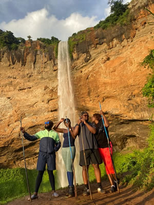 sipi_falls_treking